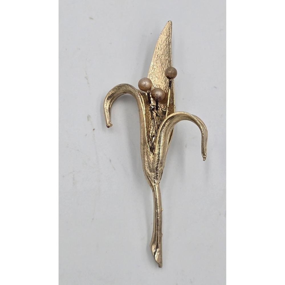 Vintage Gold Tone Pearl Lily Brooch Unsigned MCM Textured Faux Pearl Flower Pin